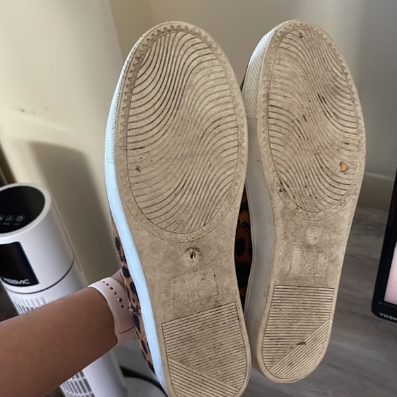 Booties - Picture 3 of 4